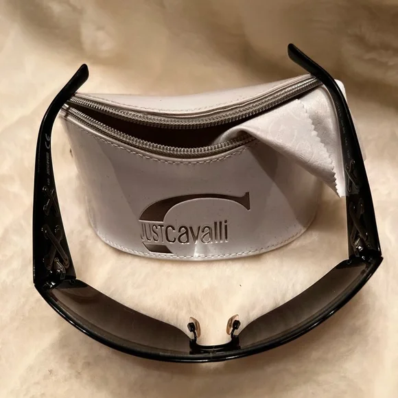NWOT Authentic  Just Cavalli designer sunglasses NWOT AuthenticJust Cavalli designer sunglasses main image 4